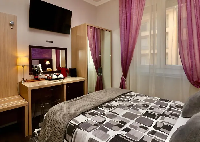 בית הארחה Residenza Ponte Vecchio 4*