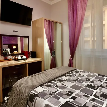 게스트하우스 Residenza Ponte Vecchio 4*